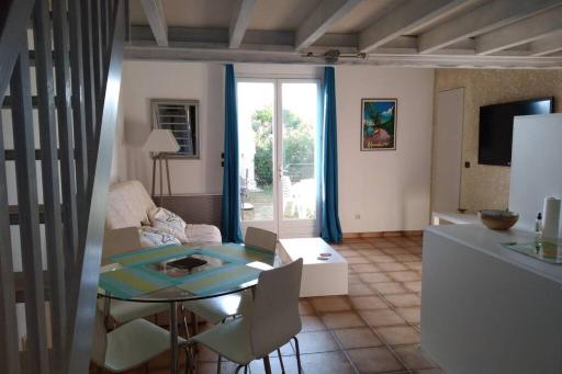 Joli studio indépendant avec jardin et piscine partagés - Housity