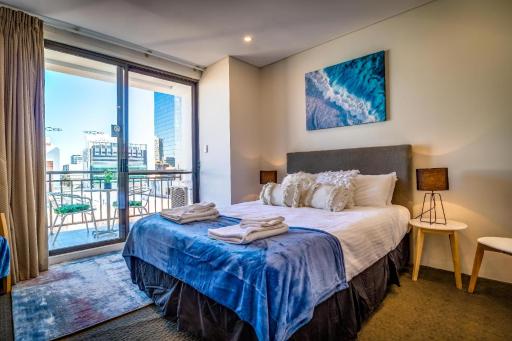 901 Inner City Zen Balcony Views 1br Cbd - Housity