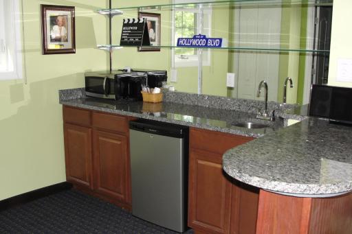 Starlight Inn - Housity