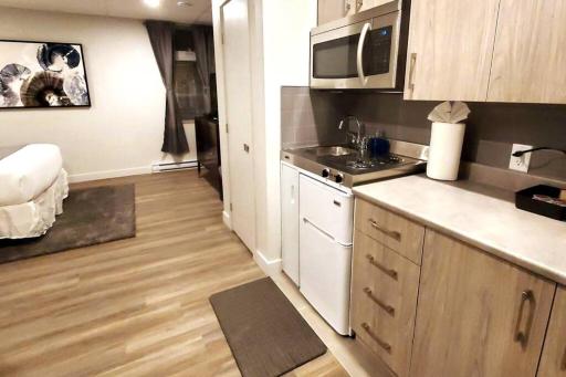 Cozy Sweet Studio #5, Only 10 min to D.T. Ottawa - Housity