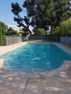 Petite Chambre Magnifique 1 personne - Housity