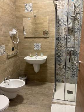 L’angolo delle bugie - Housity