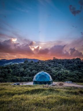 Domo da Cuesta - Glamping com vista para a montanha - Housity