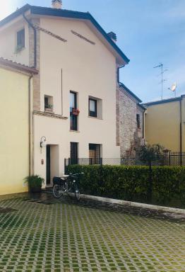 Monolocali Oro e Argento - Housity