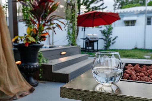 Stunning 3 Bedroom Modern Miami Home - Housity