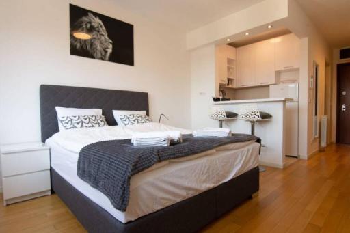 A Blok New Modern - Free garage parking, comfortable, quiet with a park view - Housity