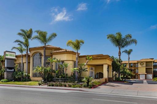 Wyndham Garden San Diego - Housity