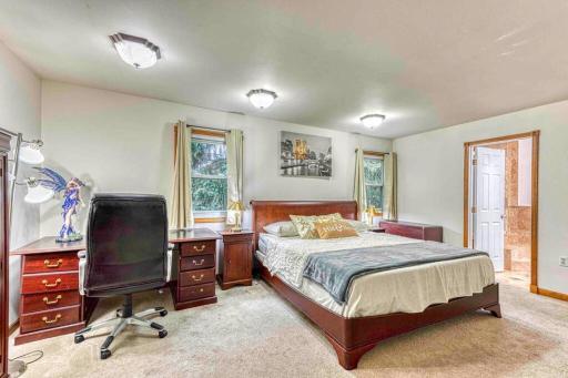 RELAXATION VILLA:Heart of the city, spacious house - Housity
