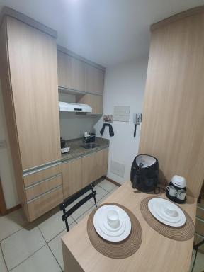Flat no Life Resort com vista incrível do Lago - Housity