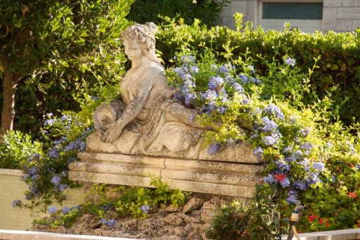 La Gran Dama - Housity