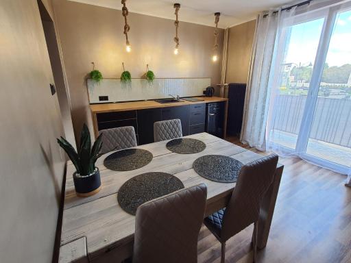 APARTAMENT NAD FONTANNĄ - Housity