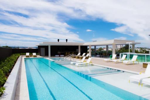 Flat Premium campolim/Lado Mercadão campolin (Spettacolo) patriani - Housity