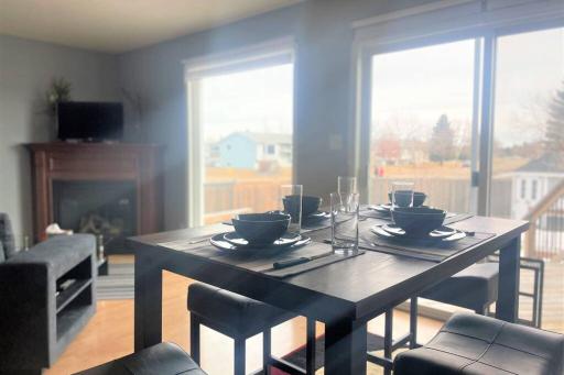 Spacious Duplex - Housity