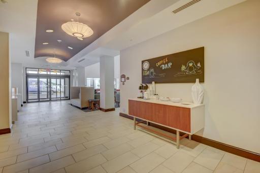 Holiday Inn Express Hotel & Suites Tampa-USF-Busch Gardens, an IHG Hotel - Housity