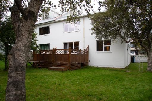 Lovely one bedroom rental with patio - Housity