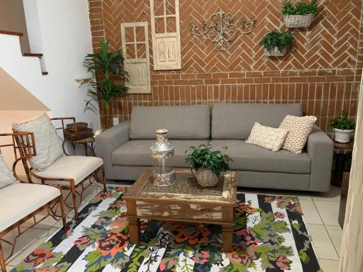 Chalé Aconchegante Duplex com 2 Quartos - Housity
