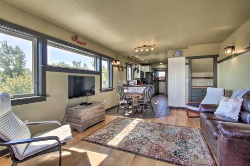Pet-Friendly Choteau Townhouse with Gas Grill! - Housity