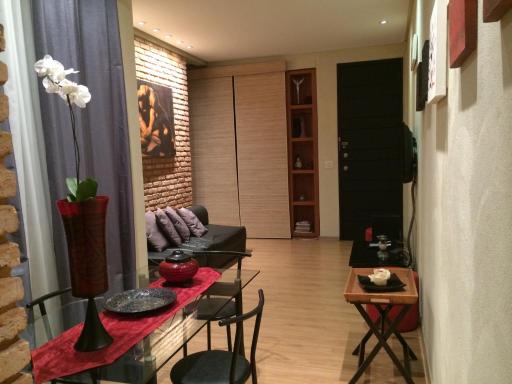 excelente apto quarto e sala Ipanema posto 9 - Housity