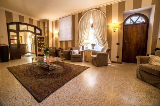 Palazzo Finati - Housity