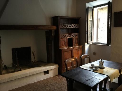 ZUCCA HOUSE - Housity