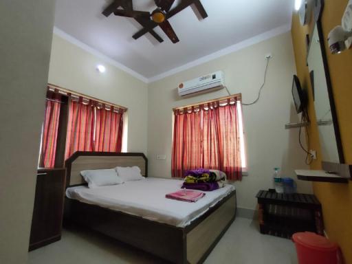 STAYMAKER Meerasray Stay - Housity