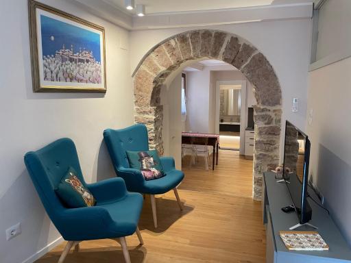Assisi AD Apartments - Fratello Sole Luxury Loft - Housity