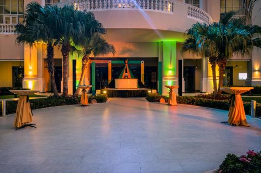 Iberostar Waves Rose Hall Beach - Housity