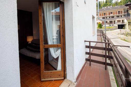 ALTIDO Apt with Free Parking next to Ski Lift in Frabosa Soprana - Housity