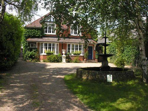 Frasers Battlesbridge - Housity