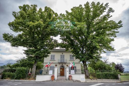 La Locanda di Adele - Il Giardinetto B&B - Housity