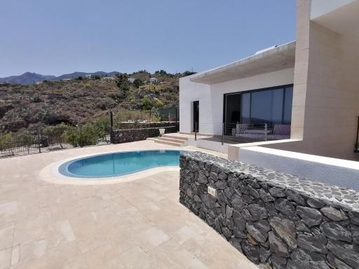VILLA “LA FLORIDA” - WONDERFUL VIEWS - POOL – WIFI - Housity