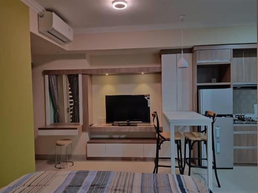 Apartemen Grand Kamala Lagoon Bekasi By Cicie Room - Housity