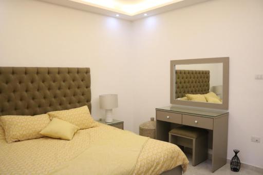 Amazing one Bedroom Apartment in Amman Elwebdah 7 - Housity