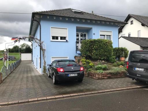 Blue House Mosel - Housity