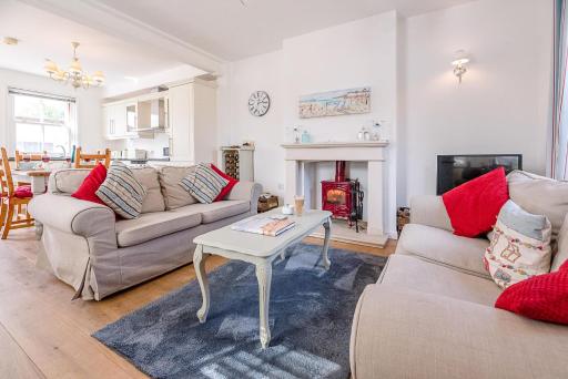 Longshore, Aldeburgh - Housity