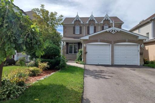 Cozy 2 Bedrooms place in the best area of Oshawa - Housity