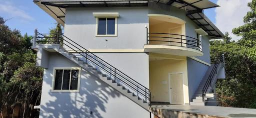 Pinto's Farm Stay - Housity
