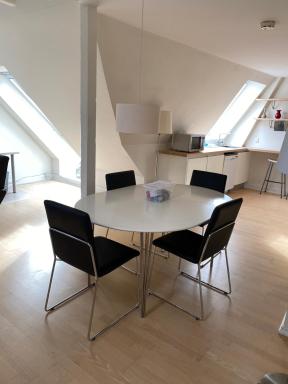 Bright apartment in historic City Center - Housity