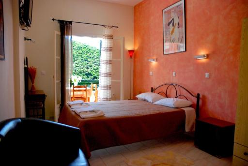 Kiki Apartments - Housity