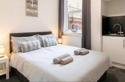 Megs Island Guest House - Housity