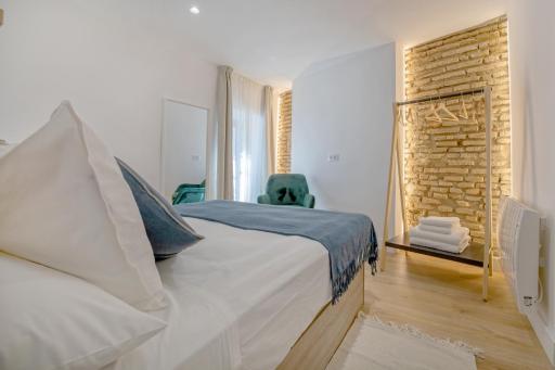 Victoria Suites Apartments - Housity