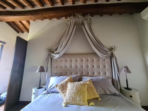 Villa Le Ginestre - Housity