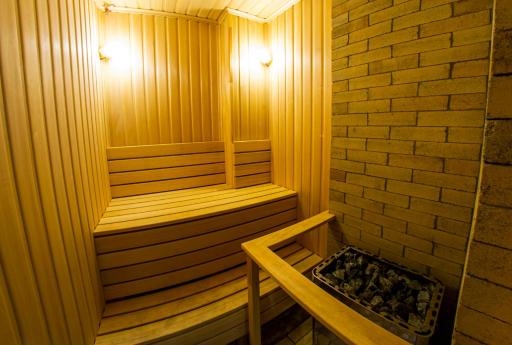 Apartment na Maslennikova 82 - Housity