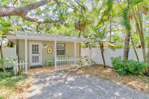 Pirates Pointe Resort - Housity
