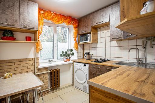 One-bedroom Apartment in the Very Center of the City. Silpo. - Housity