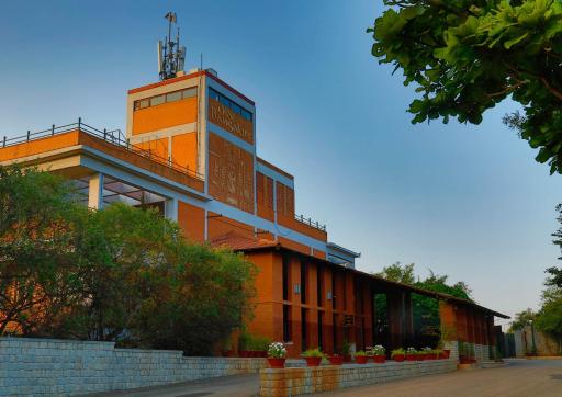 Olde Bangalore Resort and Wellness Center - Housity