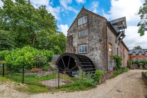 The Mill Retreat - Housity