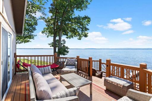 NEW! Sweeping Views with our Lakefront Cottage! - Housity