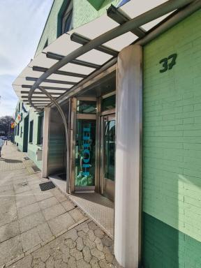 Tyros Hotel und Gästehaus am Weidendamm - Housity