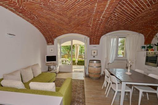 La Morra Suite - Housity